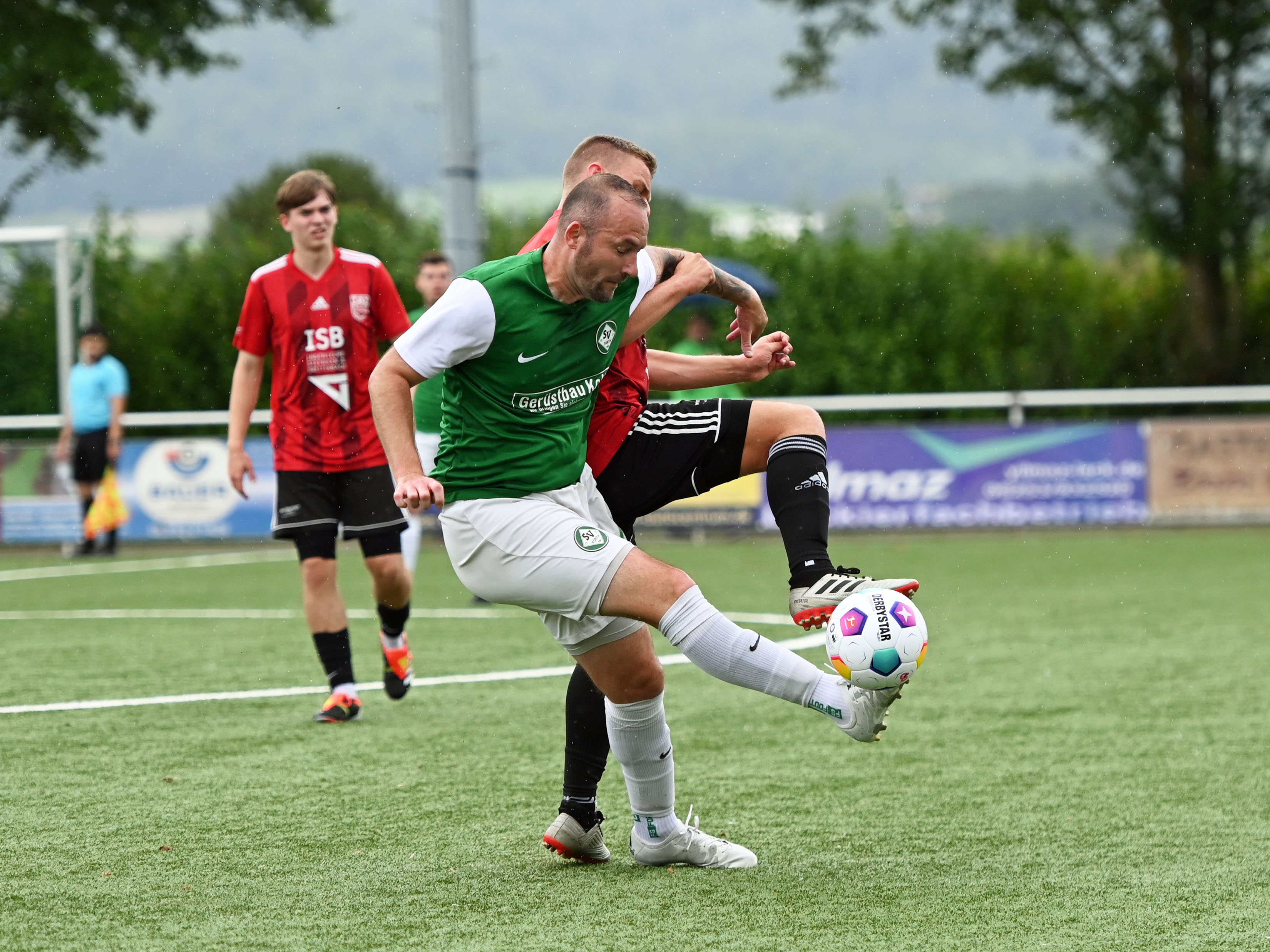 SV Fürth fears for Patrick Geissinger's availability in the relegation ...