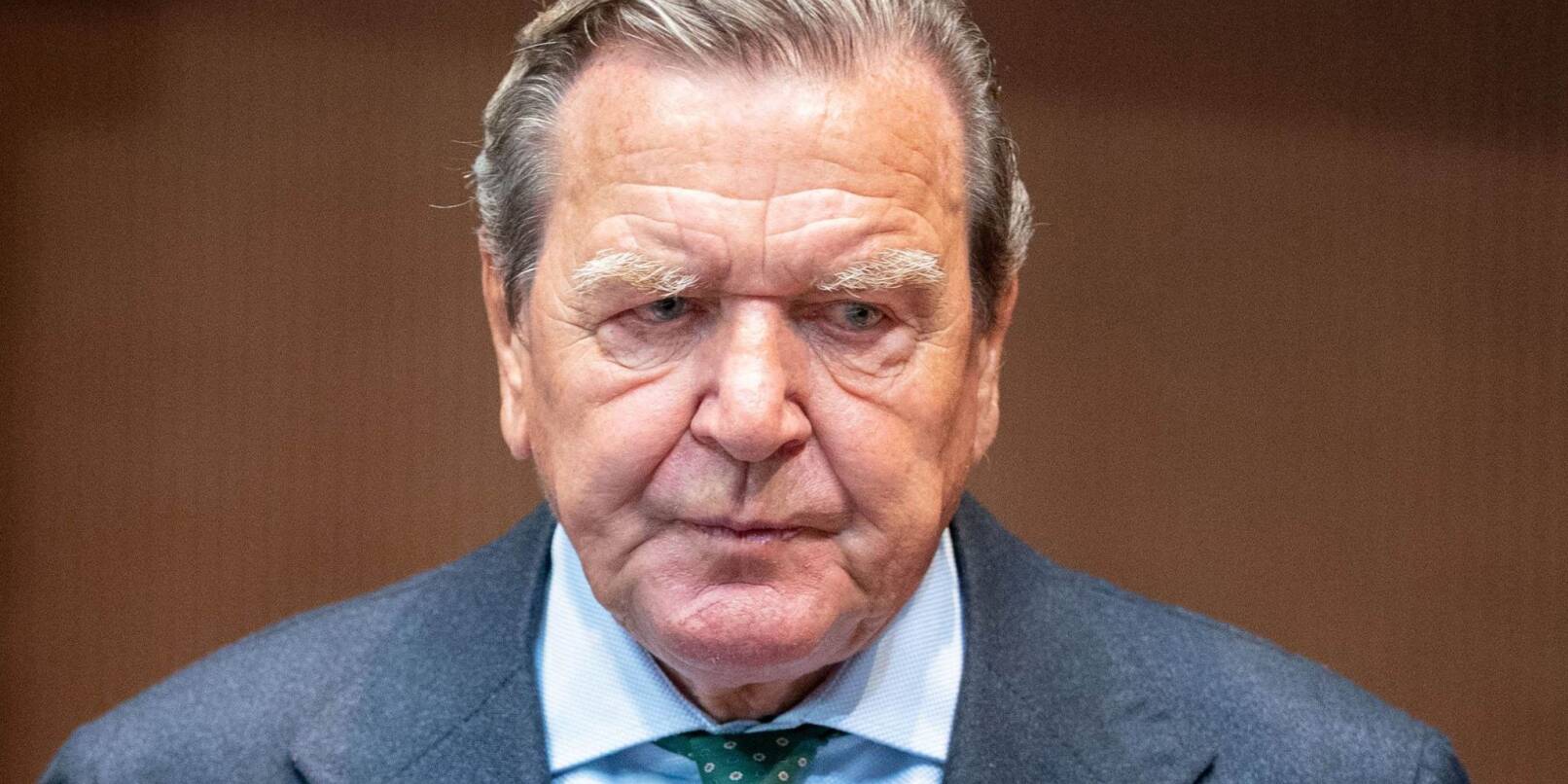 Altkanzler Gerhard Schröder steht wegen seiner Russland-Nähe in der Kritik.