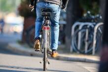 Rad fahren: Von bösen Sätteln und guten Helmen
