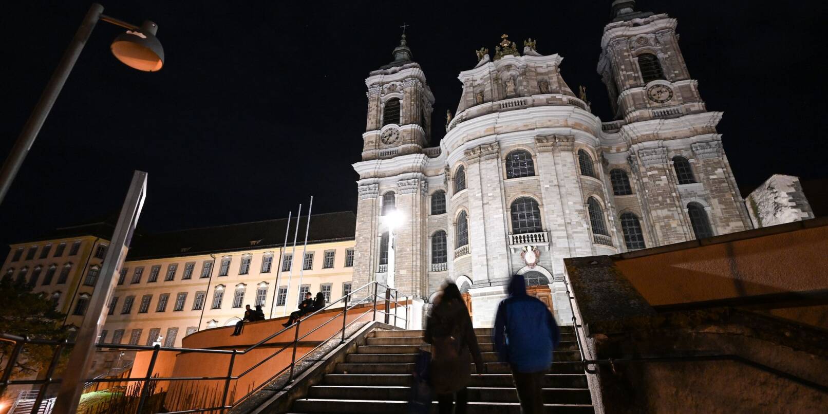 Die Fassade der Basilika wird zur Earth Hour nicht wie üblich von Scheinwerfern angestrahlt.