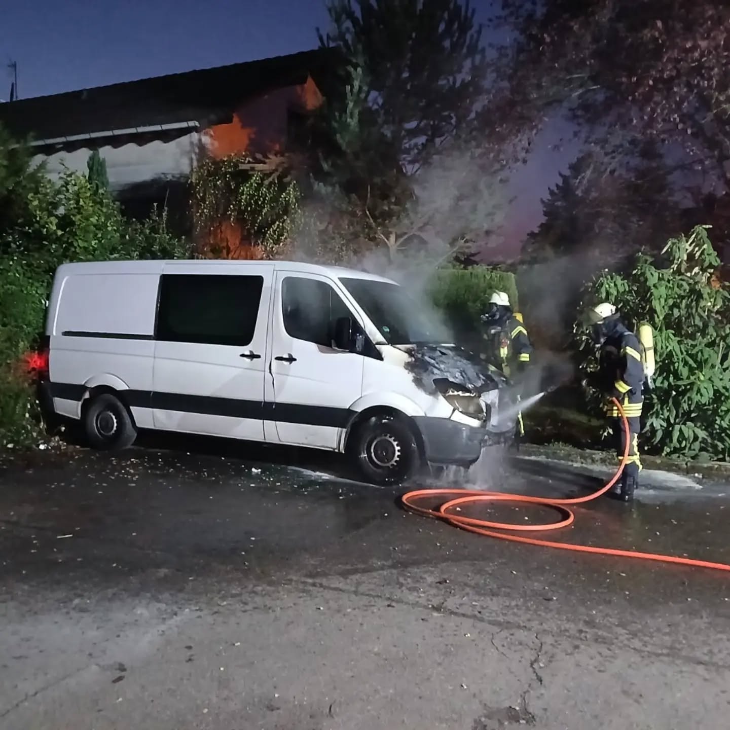 Sprinter van fire in Gorxheimertal: Police investigating arson