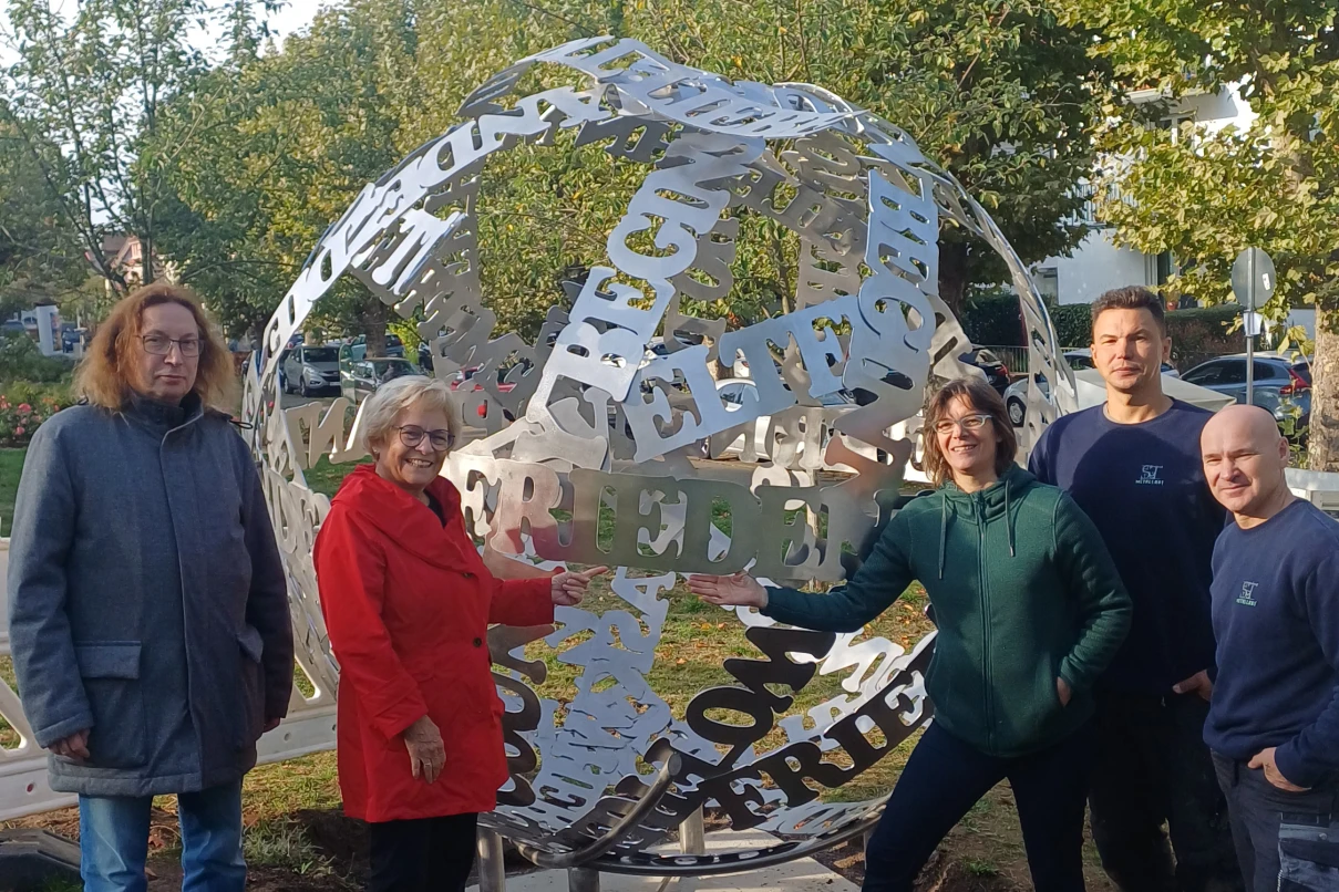A Globe Full of Hope for Weinheim