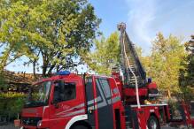Besucher betroffen nach Feuer im Europa-Park 
