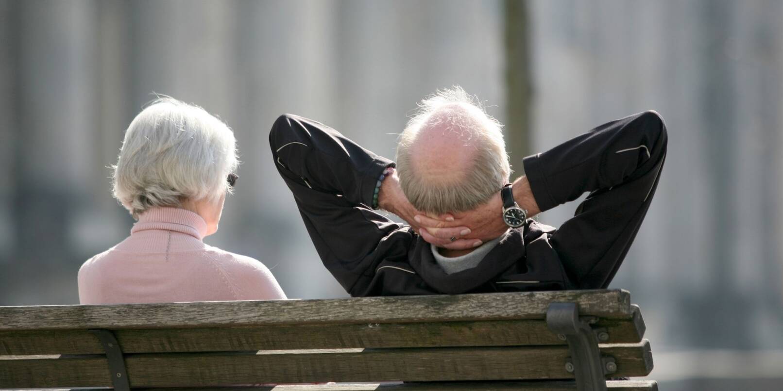 In Deutschland gehen die Menschen laut Angaben der Deutschen Rentenversicherung im Schnitt im Alter von 64,4 Jahren in Rente.