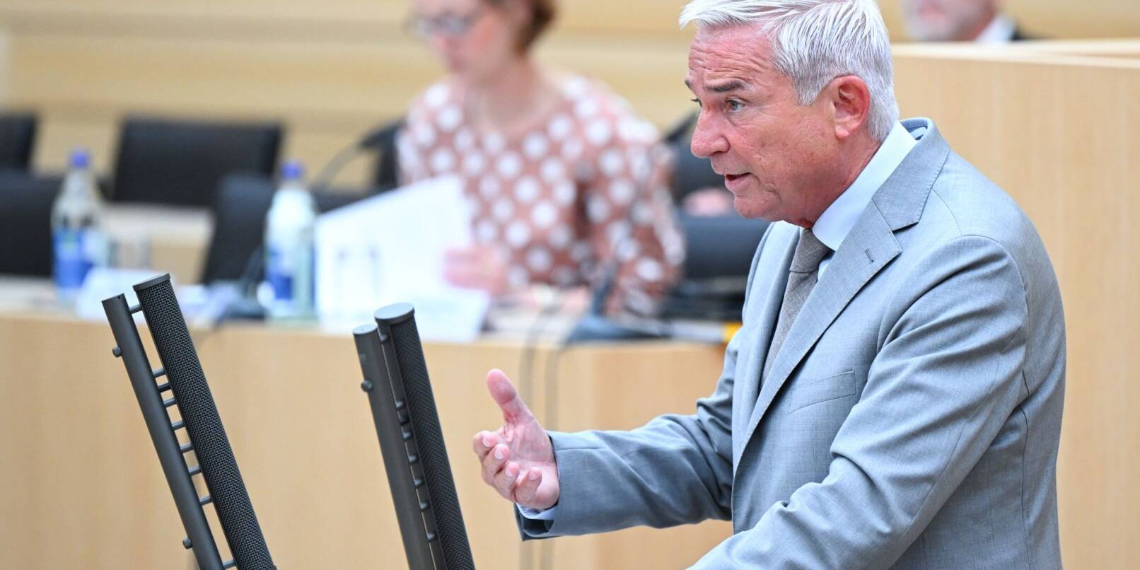 Thomas Strobl (CDU), Innenminister von Baden-Württemberg, spricht im Landtag.