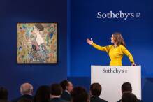 Rekordpreis für Gustav Klimts «Dame mit Fächer» 
