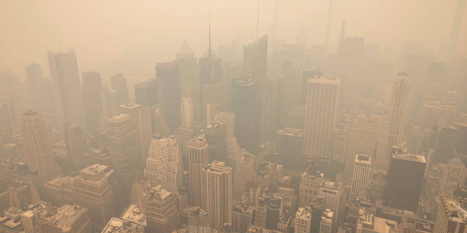 New York ist inmitten von Rauch zu sehen, der durch Waldbrände in Kanada verursacht wurde.