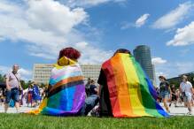 Pride-Parade in Bratislava erinnert an Terroranschlag
