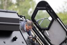 Ministerpräsident Rhein will Rüstungsstandort Kassel stärken
