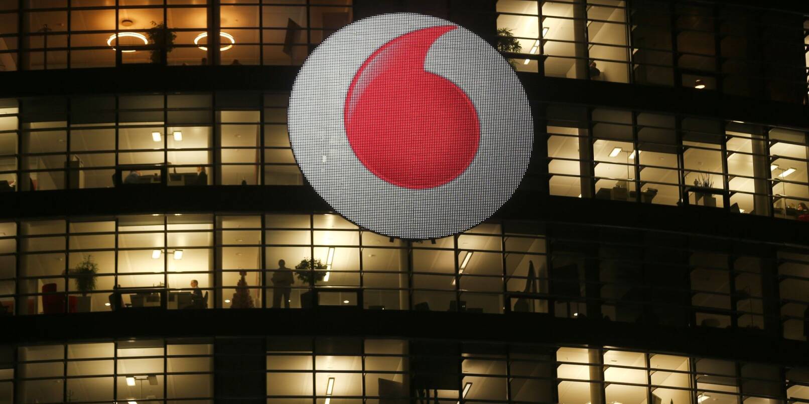 Der Telekommunikationsanbieter Vodafone Deutschland will 1300 Vollzeitstellen abbauen.