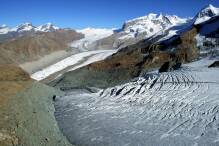 Schmelzender Gletscher gibt Überreste von Bergsteiger frei
