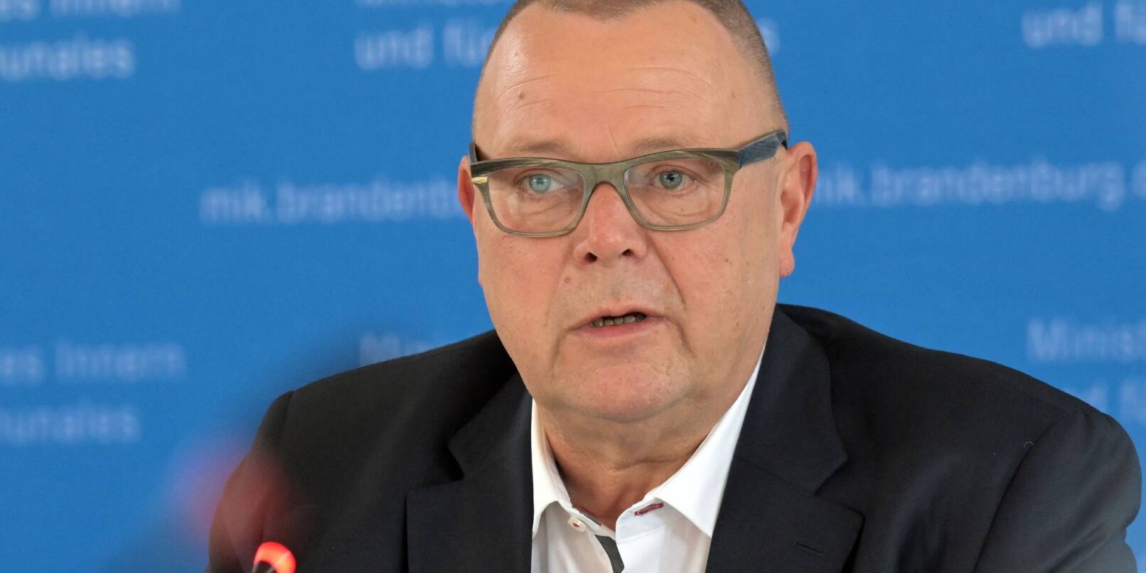 Fordert feste Kontrollen an der Grenze zu Polen: Brandenburgs Innenminister Michael Stübgen (CDU).
