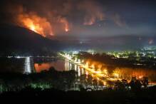 «Wie ein Vulkan»: Waldbrand wütet nordöstlich von Bangkok
