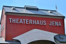 Theaterhaus Jena bringt «Hundekot-Attacke» auf die Bühne
