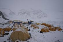 Gepäcktransport auf den Mount Everest verzögert sich
