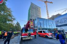 Hamburg: Vier Tote - Gerüst stürzt in Fahrstuhlschacht
