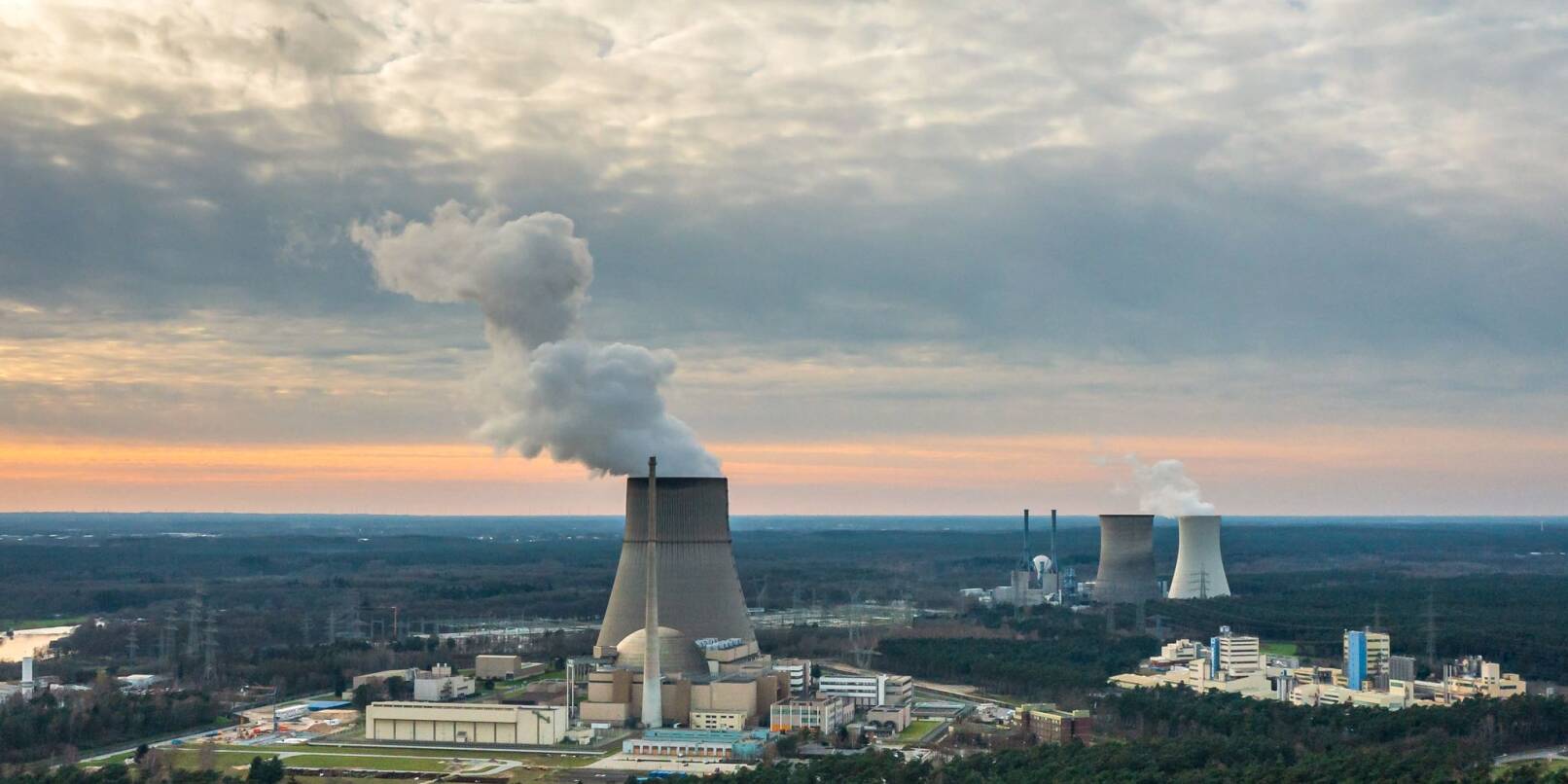 Das Kernkraftwerk Emsland: Nach der Planung des Betreibers wird die Anlage im Jahr 2037 nachweislich frei von jeder Radioaktivität sein.