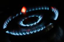 Strom- und Gas-Grundversorger kündigen Preissenkungen an
