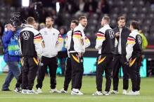 DFB-Auswahl mit Trapp im Tor gegen die Türkei
