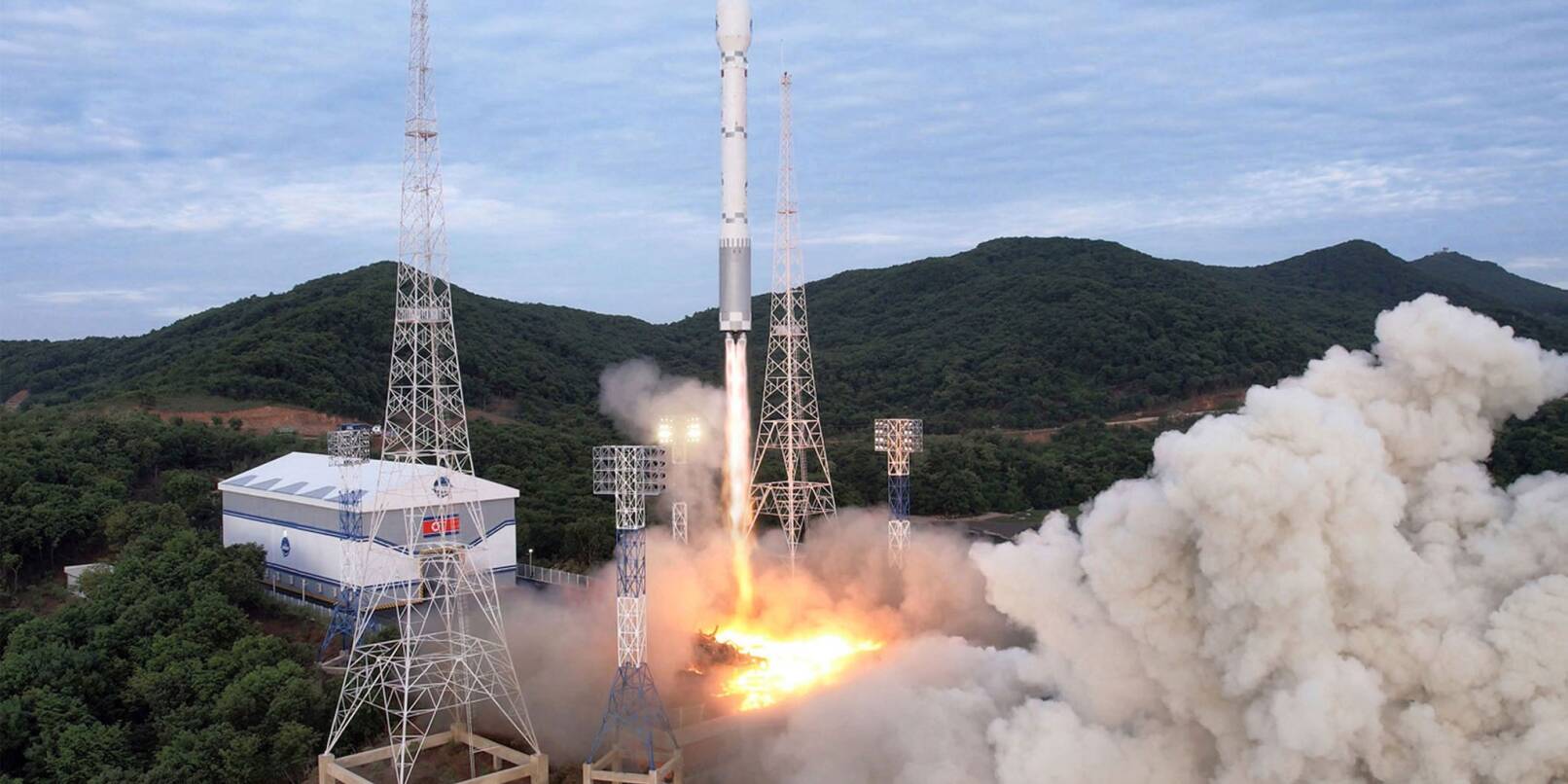 Start einer Trägerrakete «Chollima-1» vom Seohae Satelliten Start Komplex an der Westküste Nordkoreas (Archivbild).