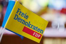 FDP muss sich Mitgliederbefragung über Koalition stellen

