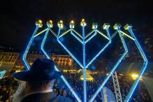 Tausende Lichter gegen Antisemitismus zu Chanukka

