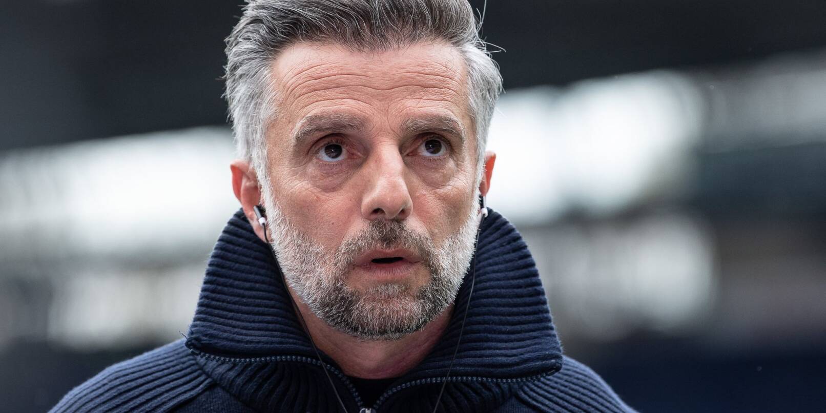 Tomas Oral ist vor dem Spiel im Stadion. Tomas Oral ist vor dem Spiel im Stadion.