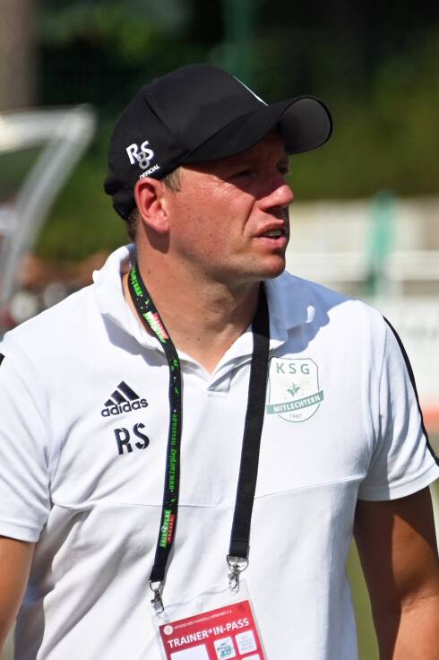 Ronny Sauer hat als Trainer der KSG Mitlechtern verlängert.