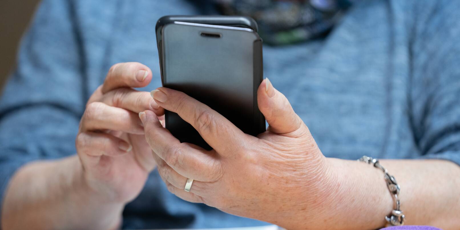 Diskussionen im Internet können anregend sein, doch sachlich und höflich dabei bleiben ist wichtig. (Symbolbild) Diskussionen im Internet können anregend sein, doch sachlich und höflich dabei bleiben ist wichtig. (Symbolbild)