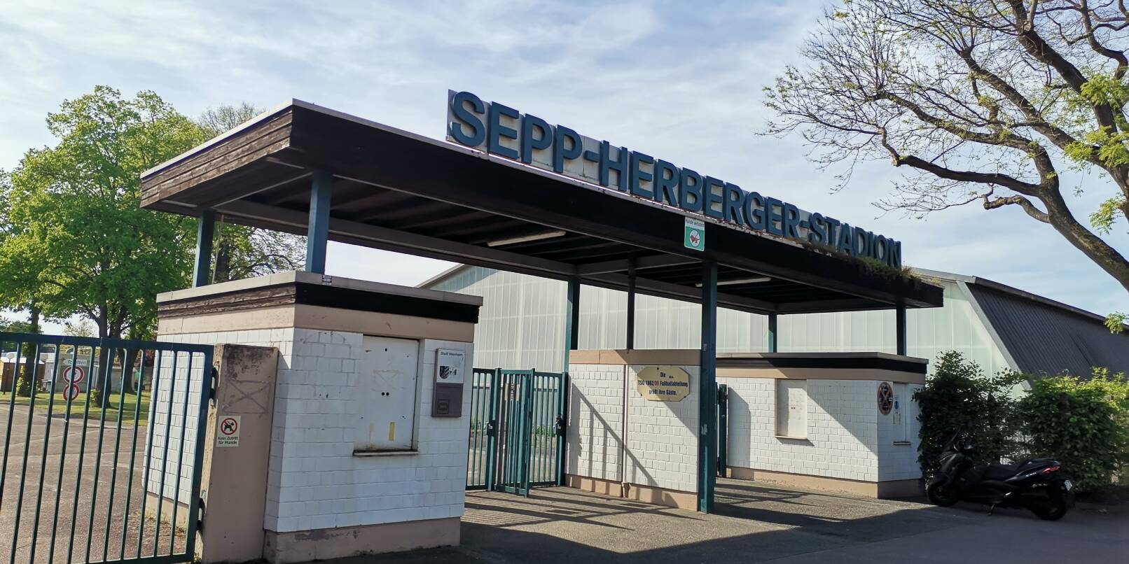 Im Sepp-Herberger-Stadion werden künftig sowohl die TSG 62/09 Weinheim als auch der SG United ihre Heimspiele austragen.