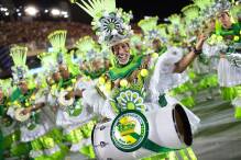 Karnevalsauftakt in Rio: Umzüge im Sambodrom starten
