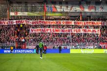 Fan-Proteste in der Bundesliga - Union-Partie vor Abbruch
