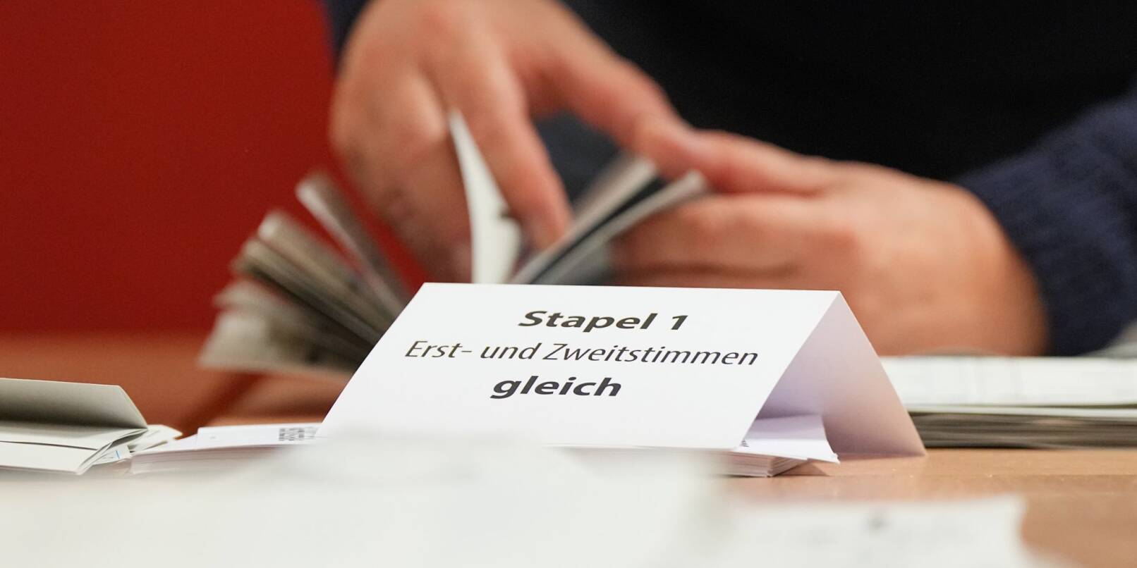 Wegen zahlreicher Pannen musste die Bundestagswahl 2021 in Berlin teilweise wiederholt werden.