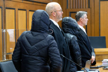 Lehrerinnen nach Tod von Schülerin verurteilt
 Lehrerinnen nach Tod von Schülerin verurteilt