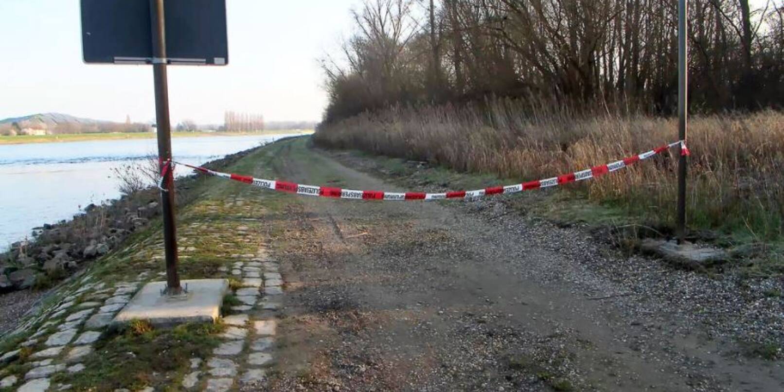 Der Leichnam der Frau wurde am Rheindamm bei Hockenheim an der sogenannten NATO-Rampe gefunden.