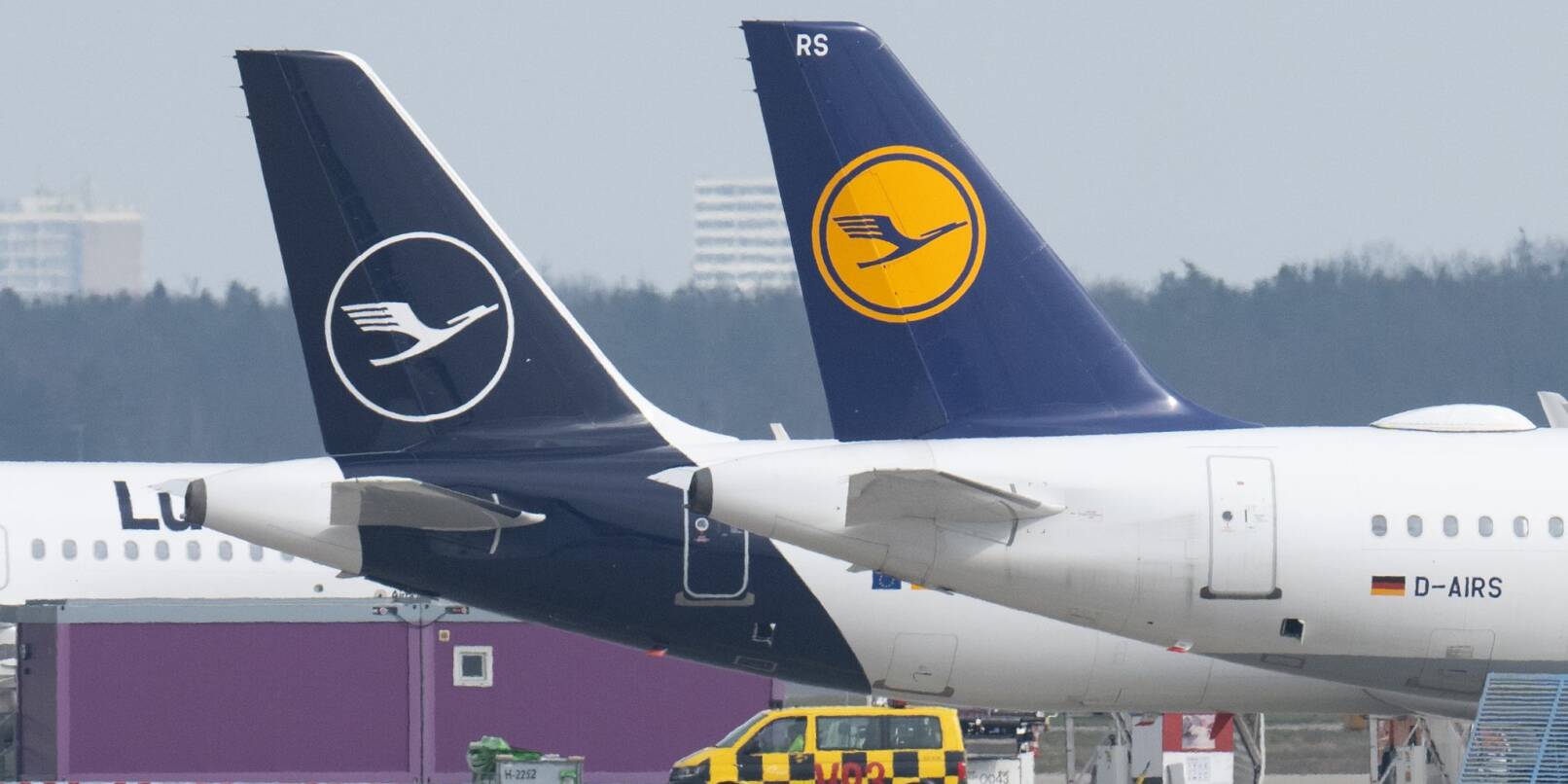 Im Tarifstreit des Lufthansa-Bodenpersonals beginnt die Schlichtung.