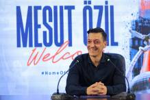 «Unglaubliche Reise»: Mesut Özil beendet Fußballer-Karriere
