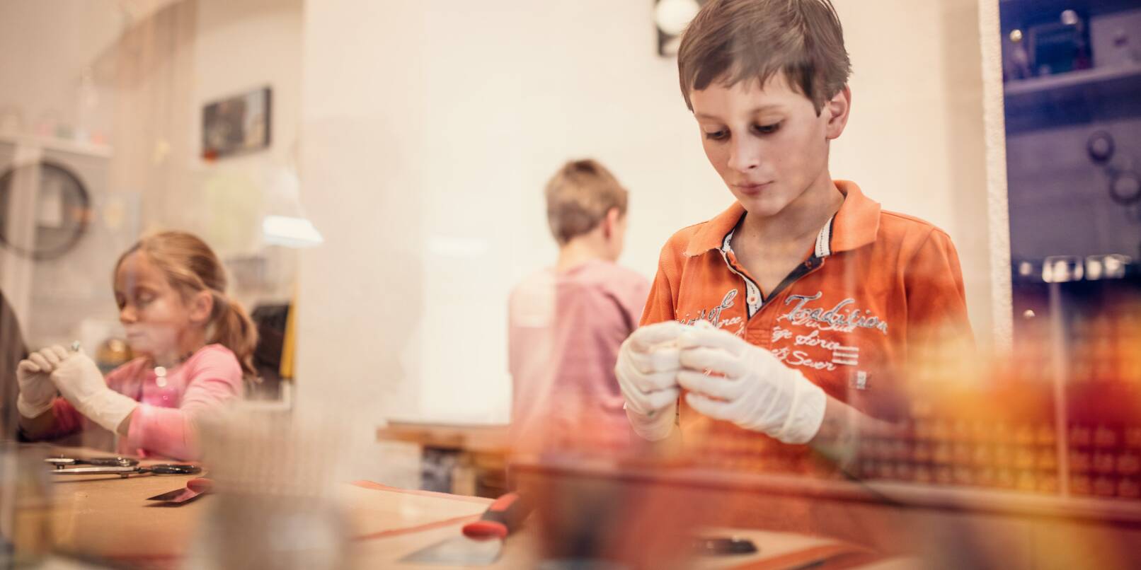 Auch für Kinder ein Erlebnis: Bonbons und Lollis selber kochen in der Bonbonmanufaktur Heidelberg.