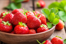 
Endlich gibt es wieder Erdbeeren! Ab wann und wo können wir Erdbeeren selber pflücken?
