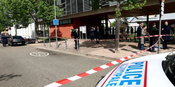 Messerangreifer verletzt zwei Grundschülerinnen im Elsass
