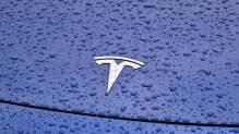 Nach Absatz-Rückgang: Günstigere Teslas kommen schneller
