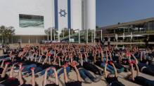 Familien von Geiseln protestieren in Tel Aviv
