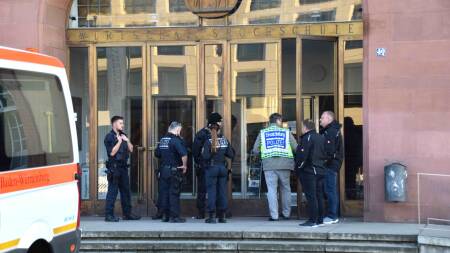 Polizei schießt an der Uni Mannheim auf Mann mit Machete: 31-Jähriger stirbt
