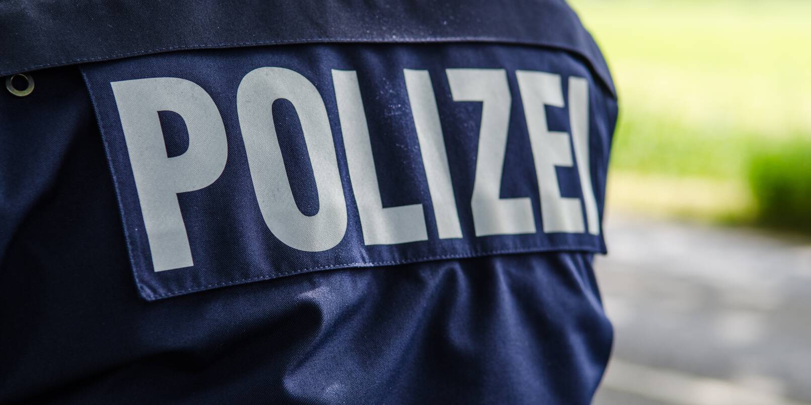 Die Polizei berichtet von einer Explosion in Hirschberg.