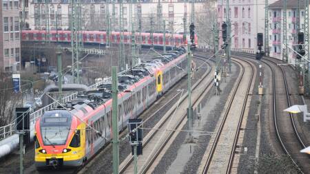 GDL erreicht auch bei Hessischer Landesbahn 35-Stunden-Woche
