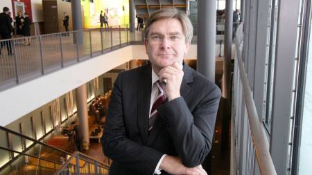 Ex-SAP-Vorstand leitet Aufsichtsrat von Merck dauerhaft
