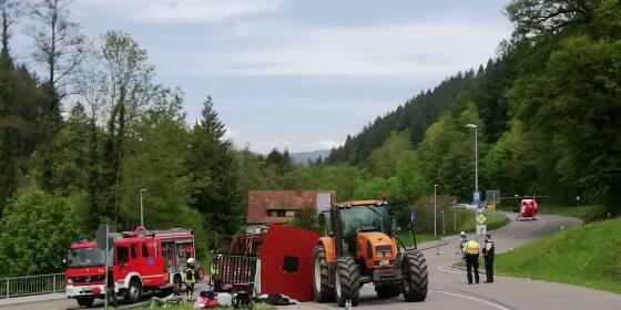 29 Verletzte bei Maiwagen-Unfall in Südbaden
