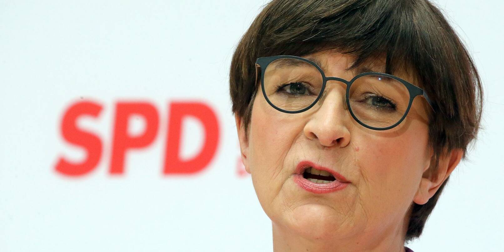 Künstliche Intelligenz kann langweilige Tätigkeiten abnehmen, sagt SPD-Chefin Saskia Esken.
