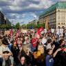 Demo in Berlin und Dresden nach Angriffen auf Politiker
