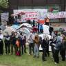 Aktivisten besetzen Hof der FU Berlin: Solidarität mit Gaza
